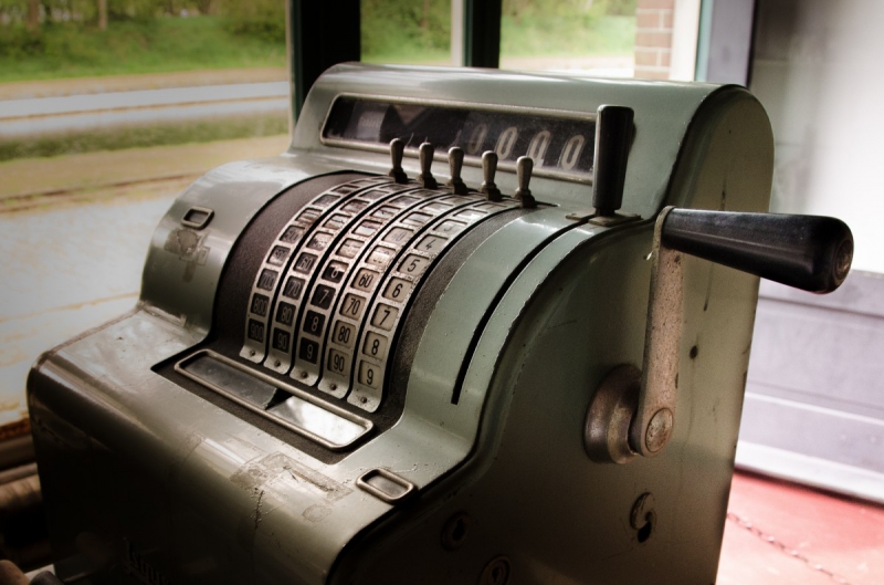vitrine-CALLAS-min_register_cash_money_shop_business_retail_store_cashier-717986